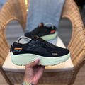 Skechers Go Run Max Road 6 Hombre Negro Verde Menta Naranja Carbon Infused – JH Sport Colombia