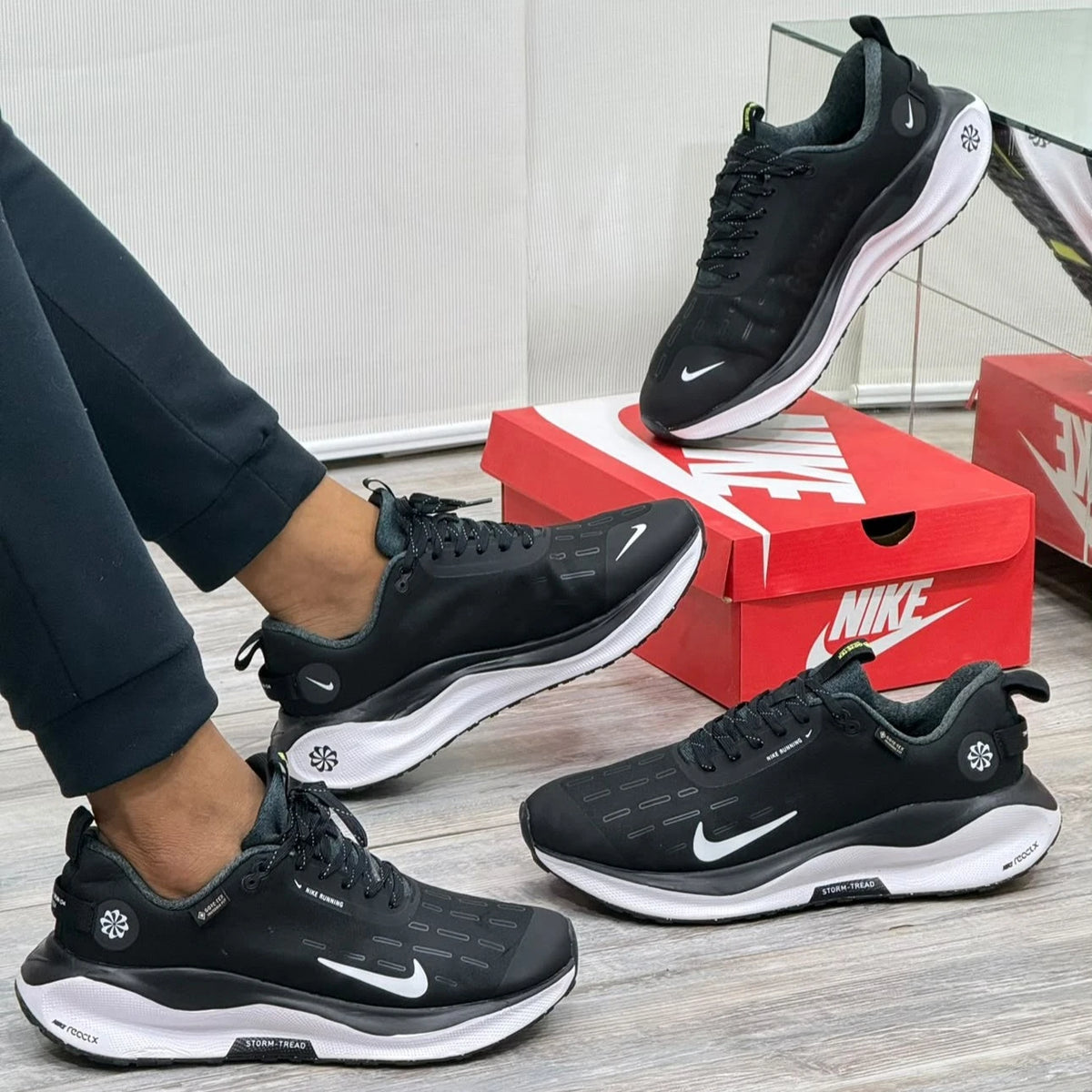 Nike Infinity Run 4 Gore-Tex Hombre Blanco Negro Rojo ReactX Storm-Tread – JH Sport Colombia