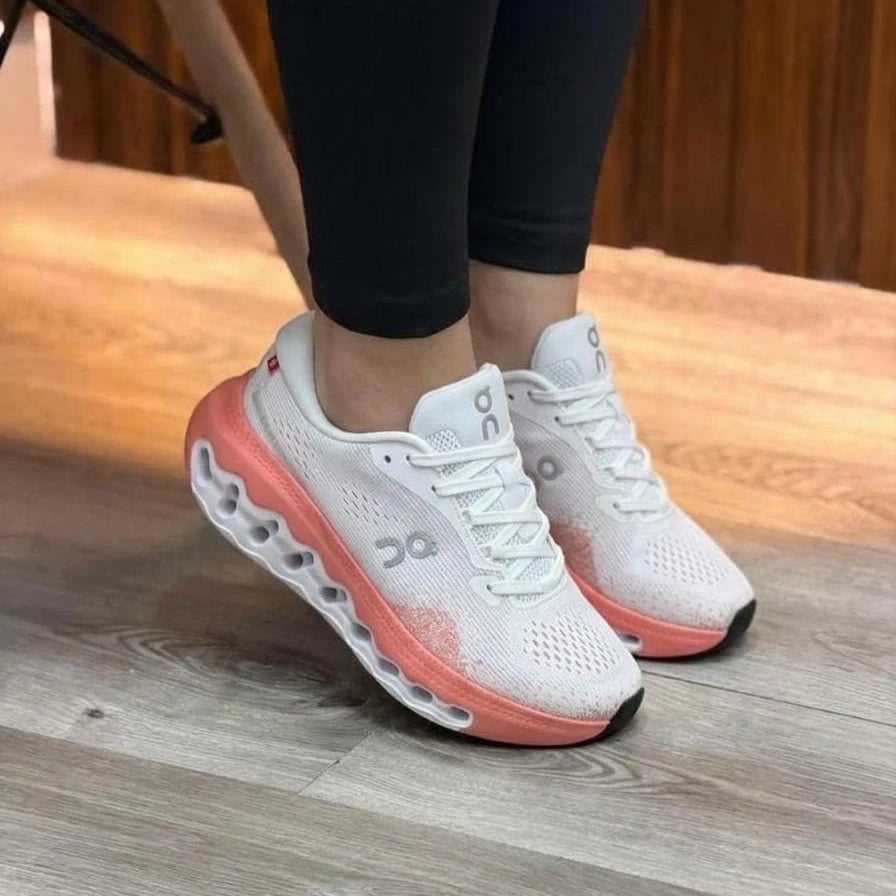 On Cloudsurfer Max – Tenis Mujer