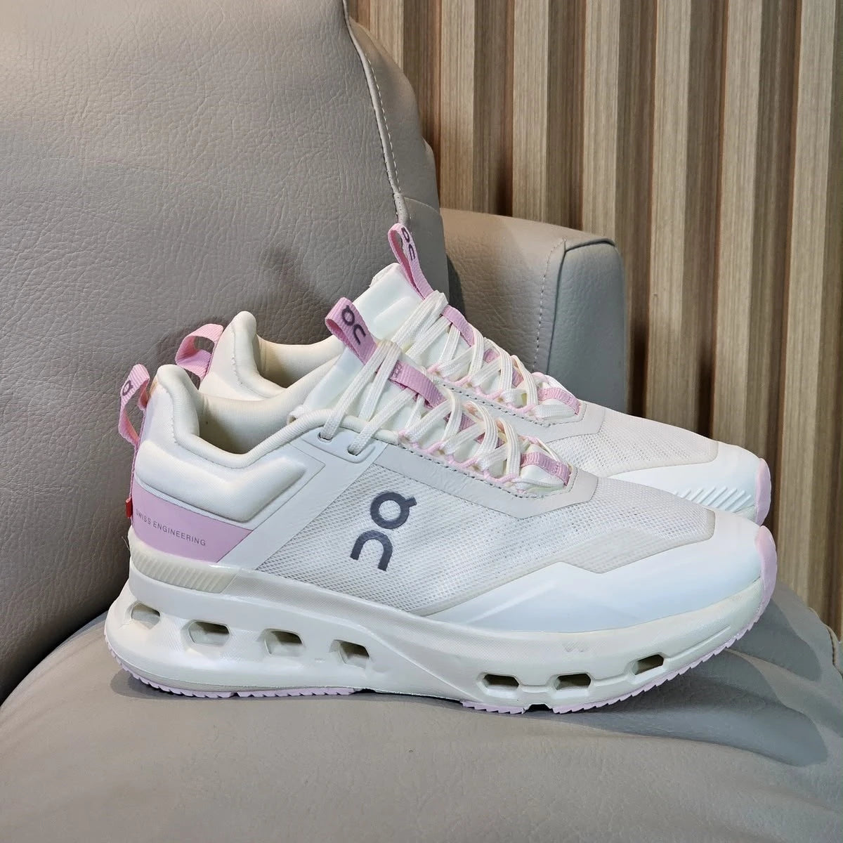 On Cloudnova Mujer Blanco Rosa – Tenis Plataforma On Running Colombia JH Sport